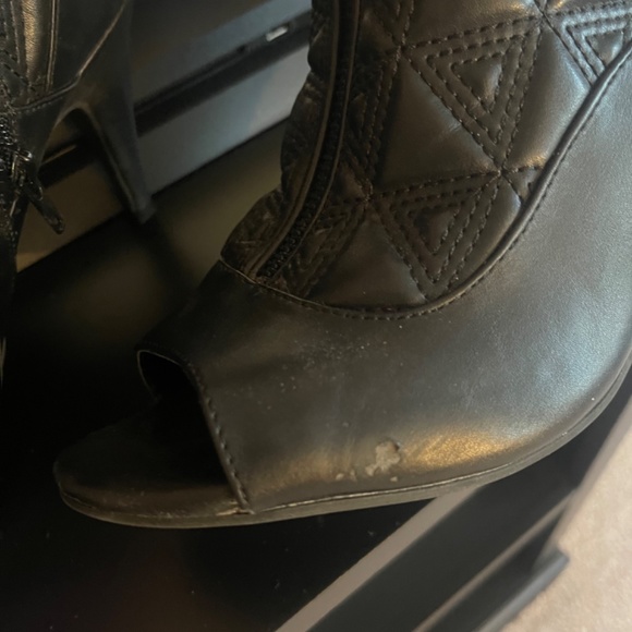 Booties - Picture 4 of 4